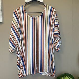 *NWT* Daytrip Women’s Striped Blouse